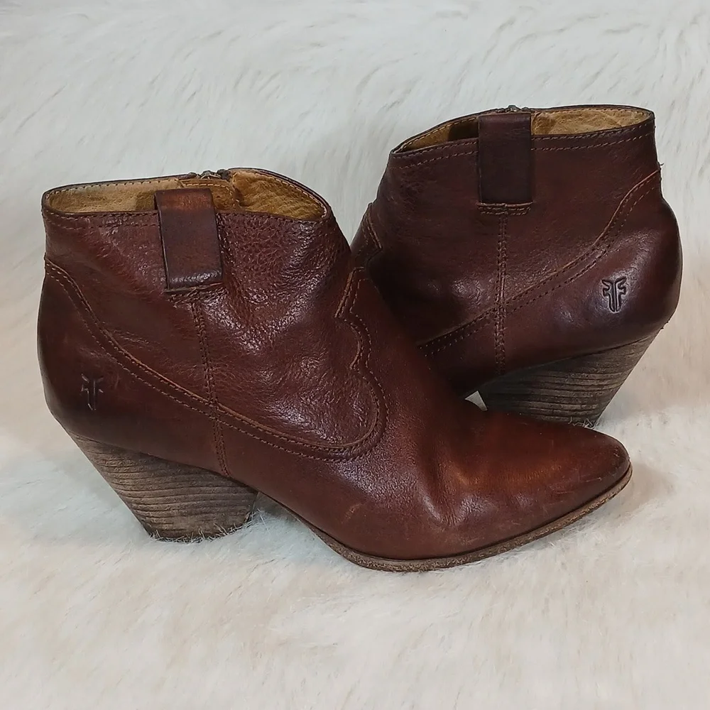 Frye Rich Brown Leather Ankle Booties Women's Sz 8.5 - Picture 3 of 12